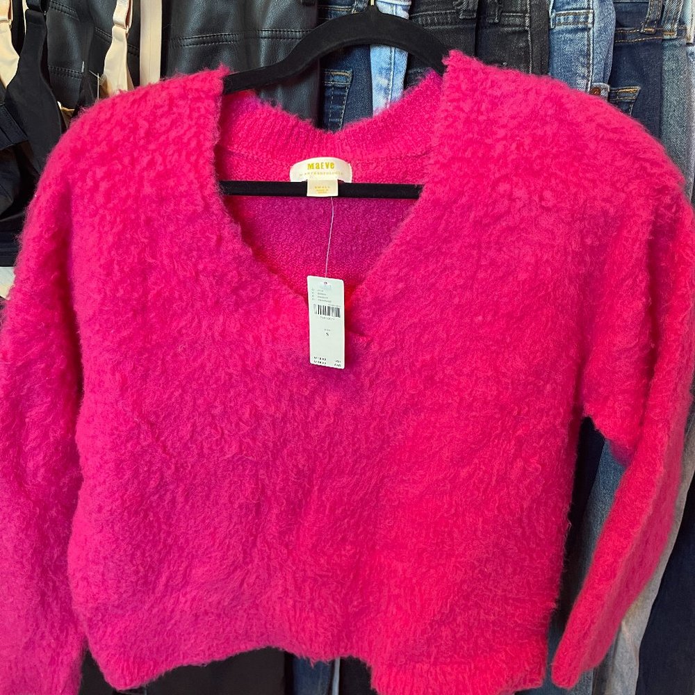 NEW Anthropologie Sweater Hot Pink!